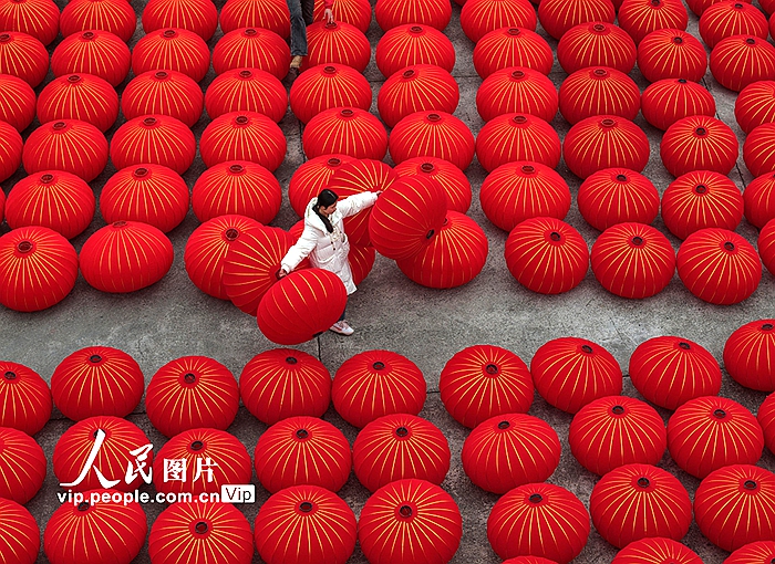 MAIN17689564814363LZV7GF9R7