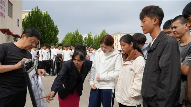 图片4 图片4